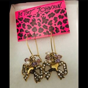 New in Box-Betsey Johnson Bow Earrings🎀